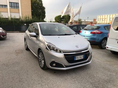 Peugeot 208 75 5 porte Active usata