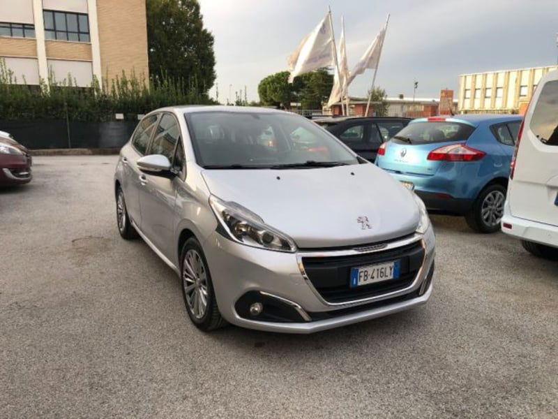 Peugeot 208 75 5 porte Active