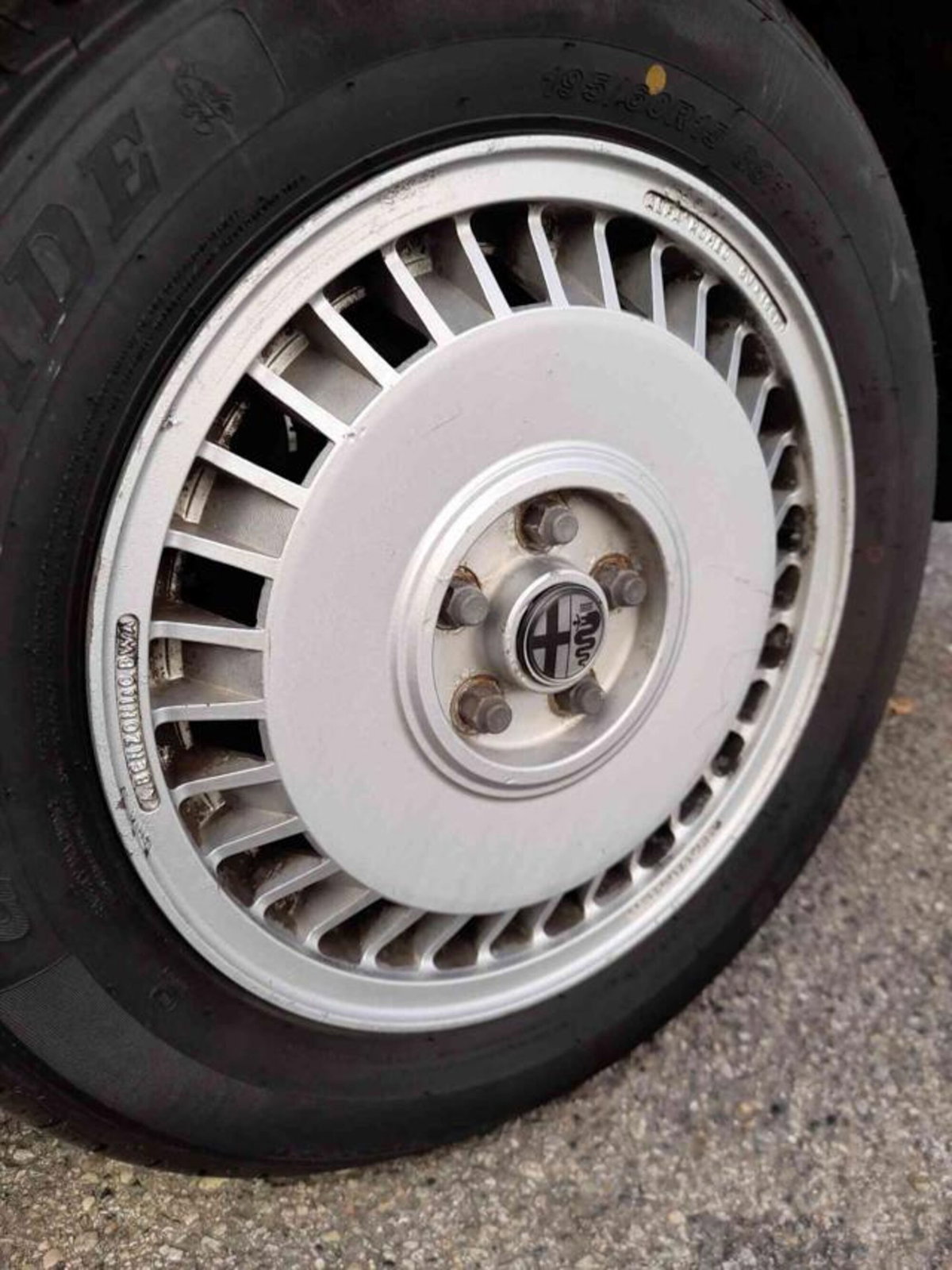 Alfa Romeo Alfetta GTV 6 2.5i (10)