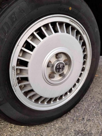 Alfa Romeo Alfetta GTV 6 2.5i (10)