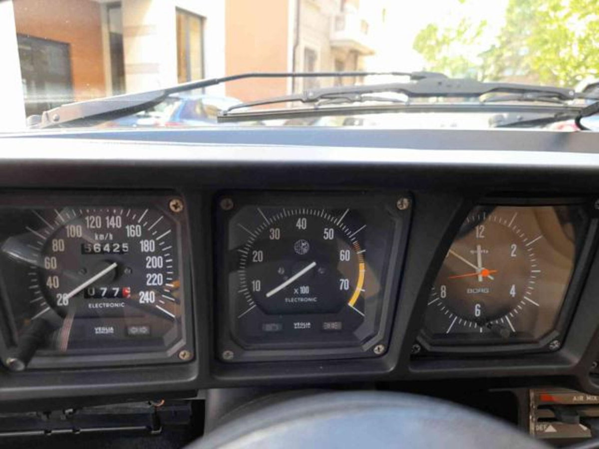 Alfa Romeo Alfetta GTV 6 2.5i (15)