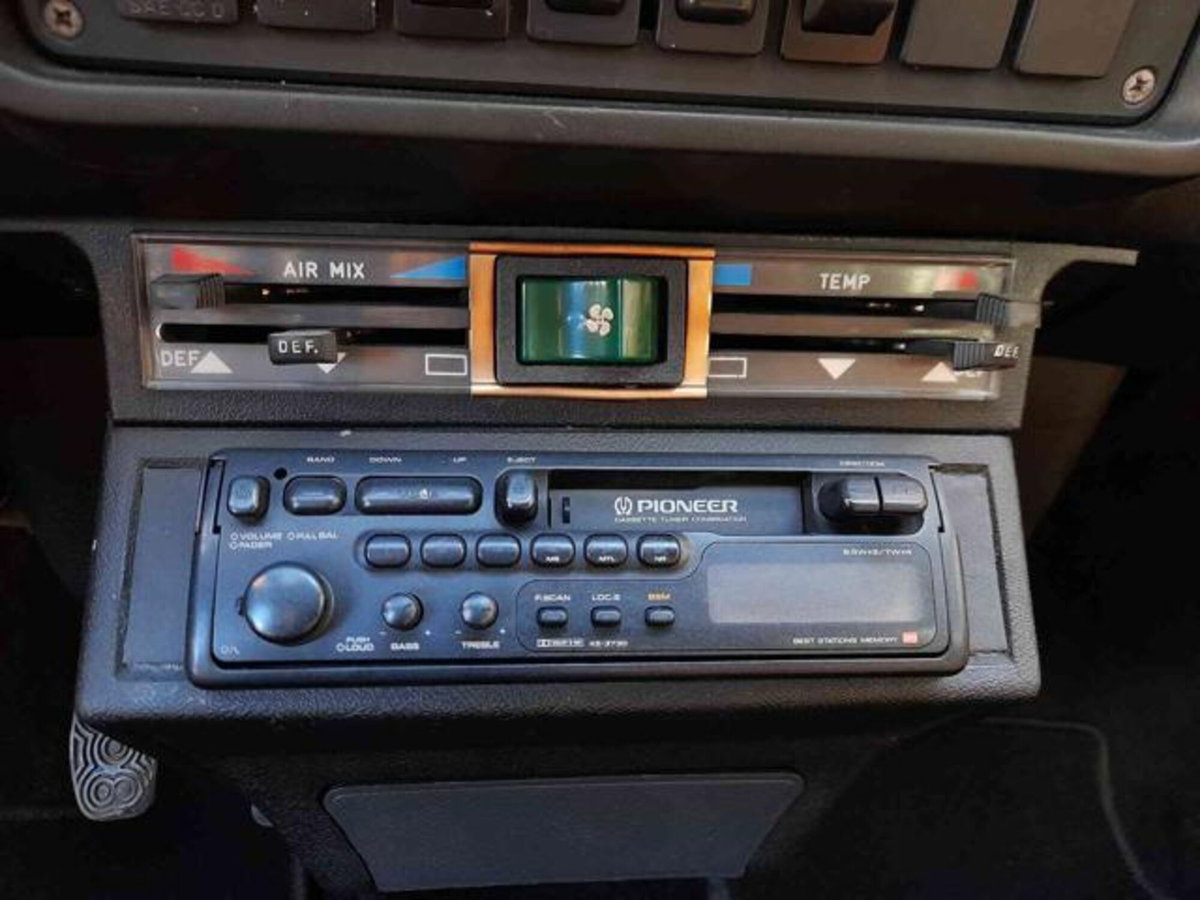 Alfa Romeo Alfetta GTV 6 2.5i (17)