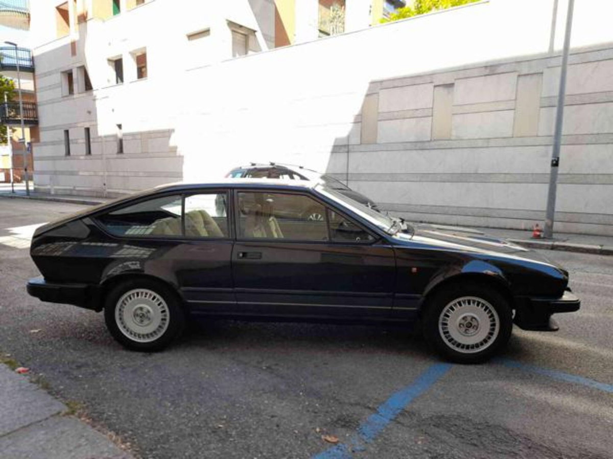 Alfa Romeo Alfetta GTV 6 2.5i (4)