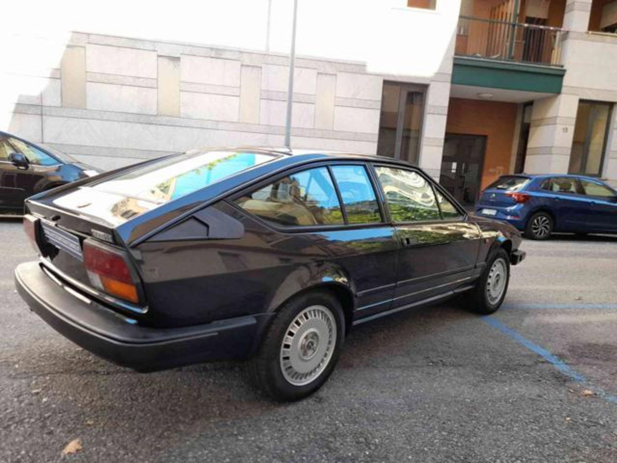 Alfa Romeo Alfetta GTV 6 2.5i (5)
