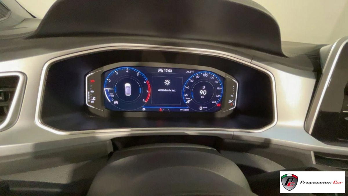 Volkswagen T-Roc Cabrio 1.0 TSI Style (17)