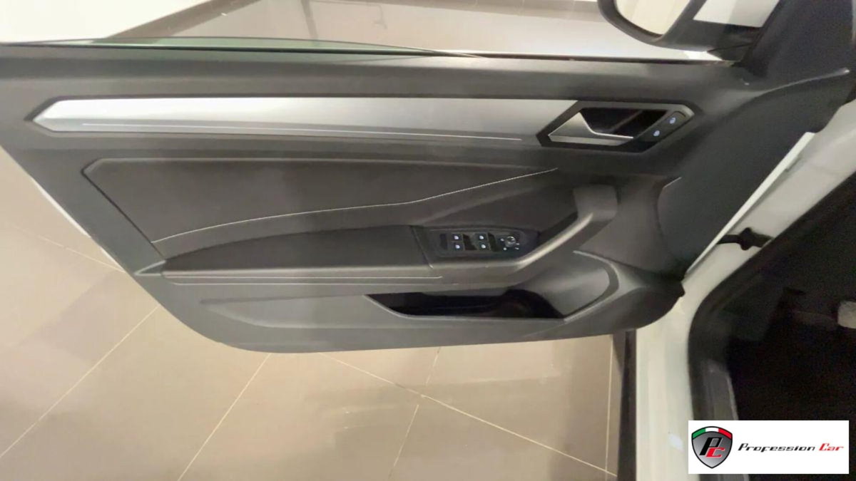 Volkswagen T-Roc Cabrio 1.0 TSI Style (20)