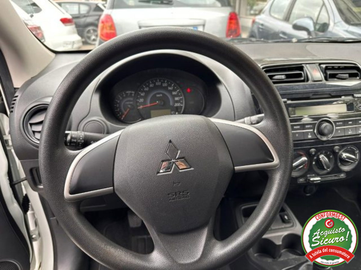 Mitsubishi Space Star 1.0 Invite (8)