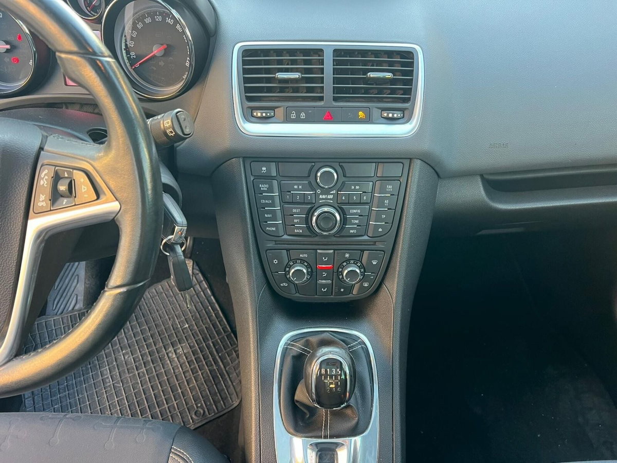 Opel Meriva 1.7 CDTI 110CV Cosmo (19)