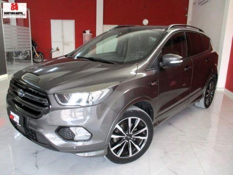 Ford Kuga 1.5 TDCI 120 CV S&S 2WD ST-Line
