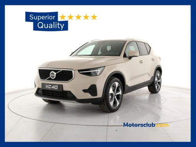 Volvo XC40 B3 automatico Core N1  nuova