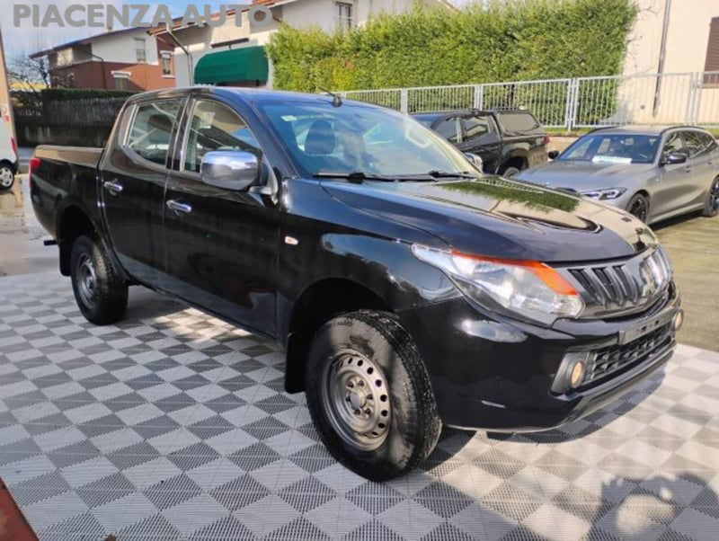 Mitsubishi L200 2.4 DI-D/154CV Double Cab Inform