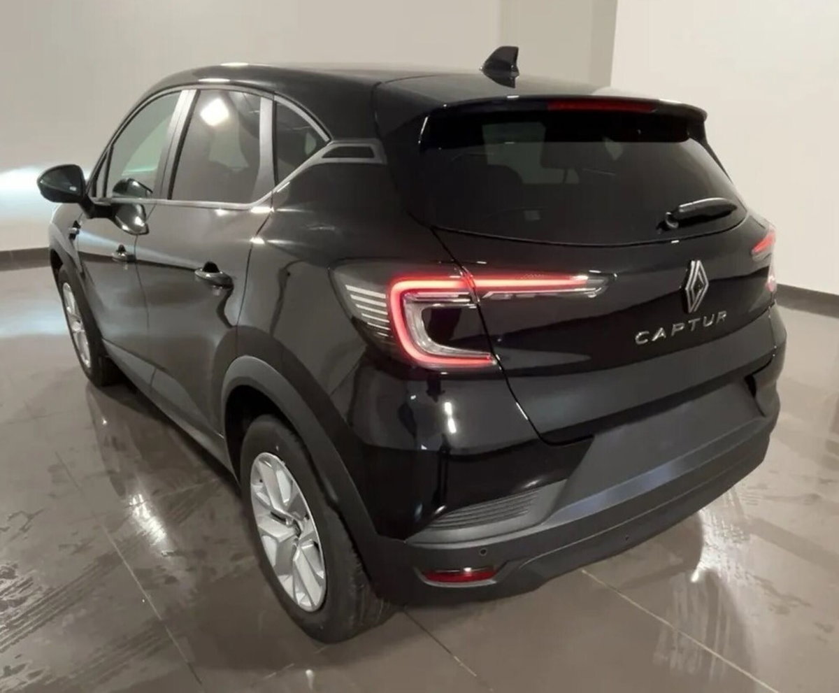 Renault Captur TCe 100 CV Business (2)