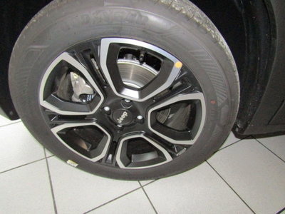 Jeep Avenger 1.2 turbo Summit fwd 100cv (6)