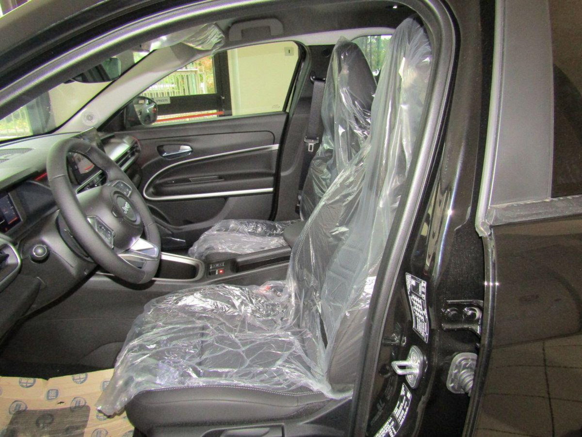 Jeep Avenger 1.2 turbo Summit fwd 100cv (7)