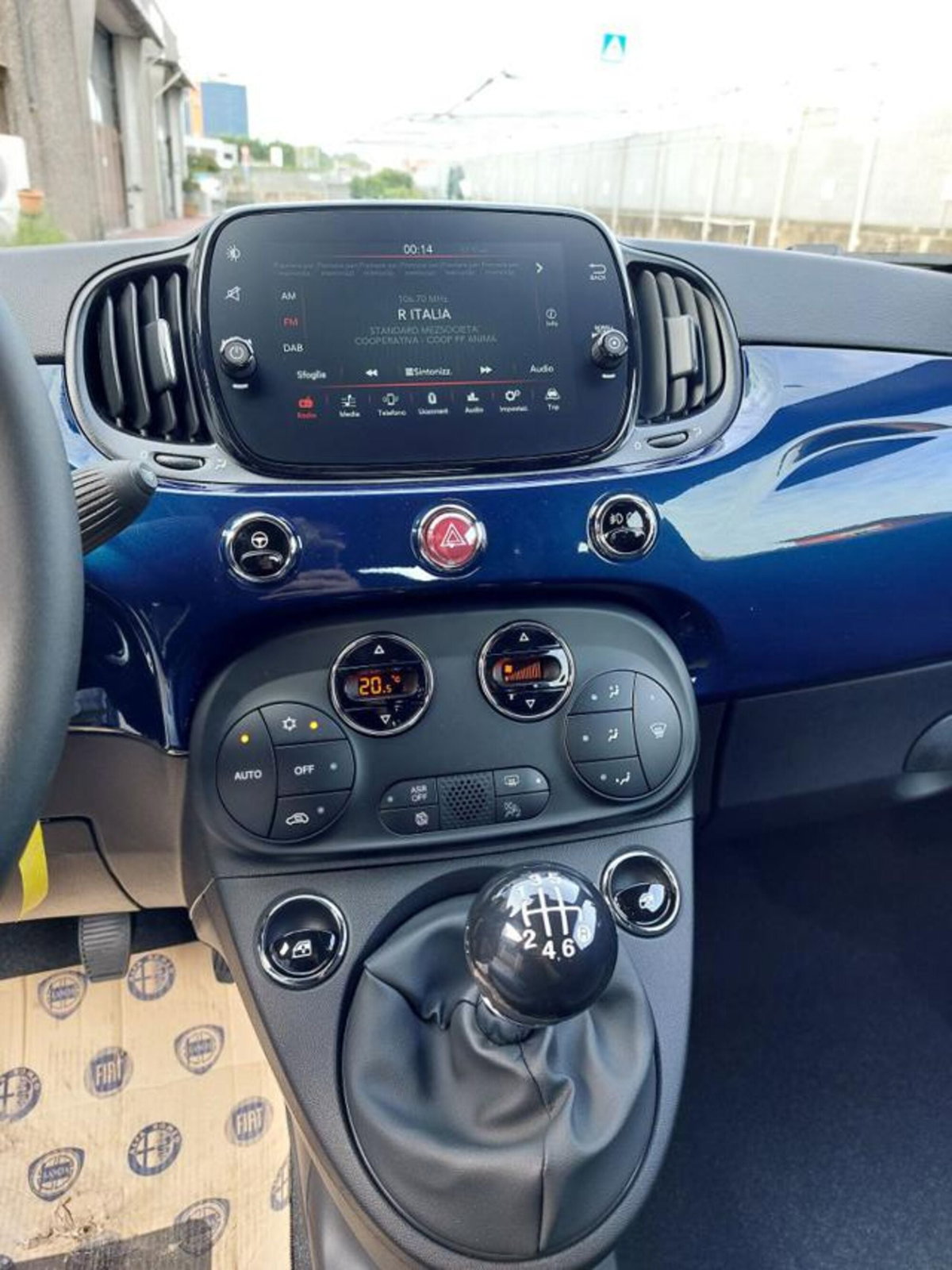 Fiat 500 1.0 Hybrid Dolcevita (14)