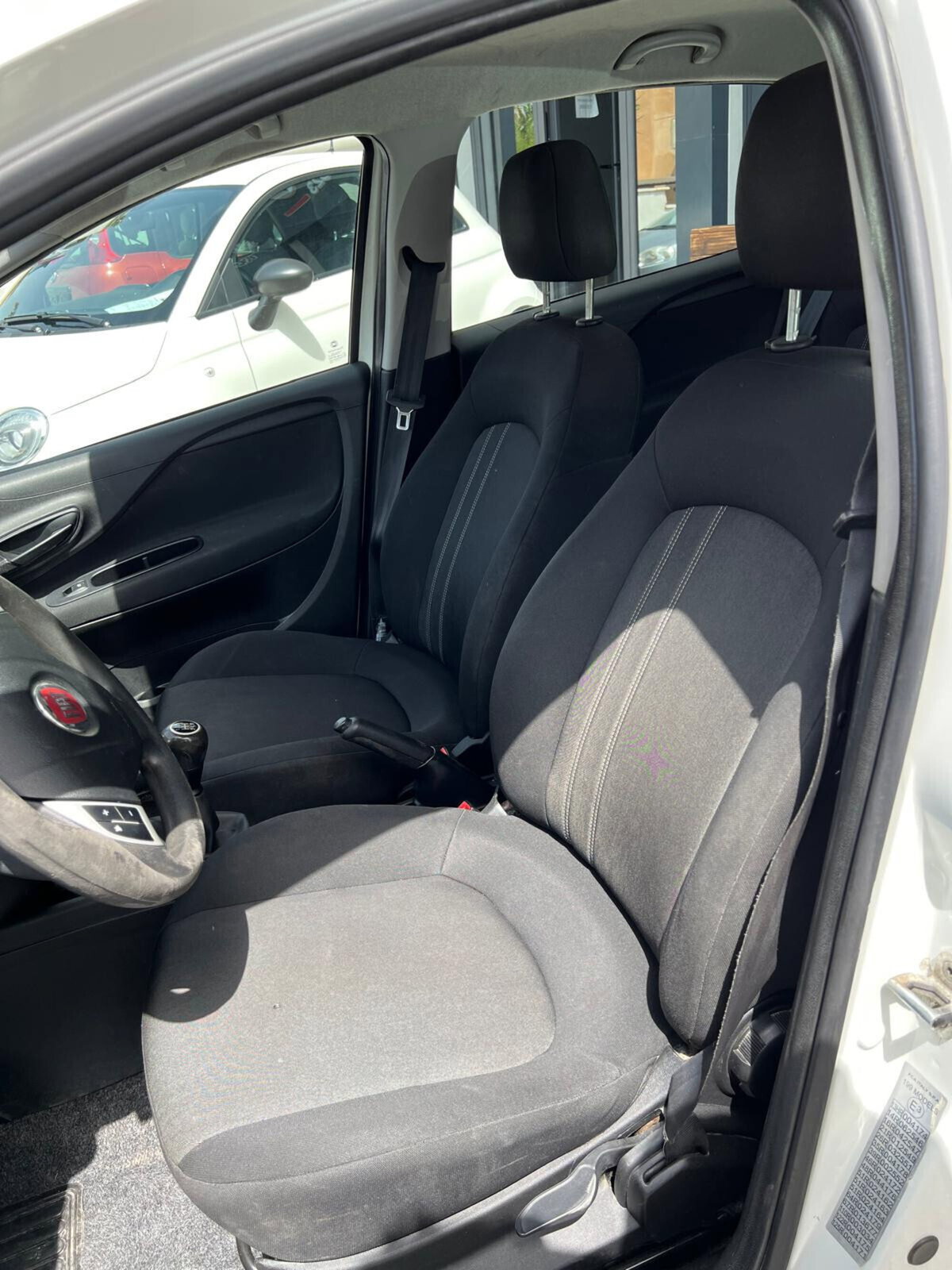 Fiat Punto 1.3 MJT II S&S 95 CV 5 porte Street (7)