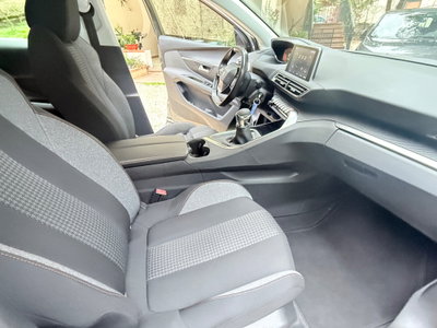Peugeot 3008 BlueHDi 130 S&S Allure (13)
