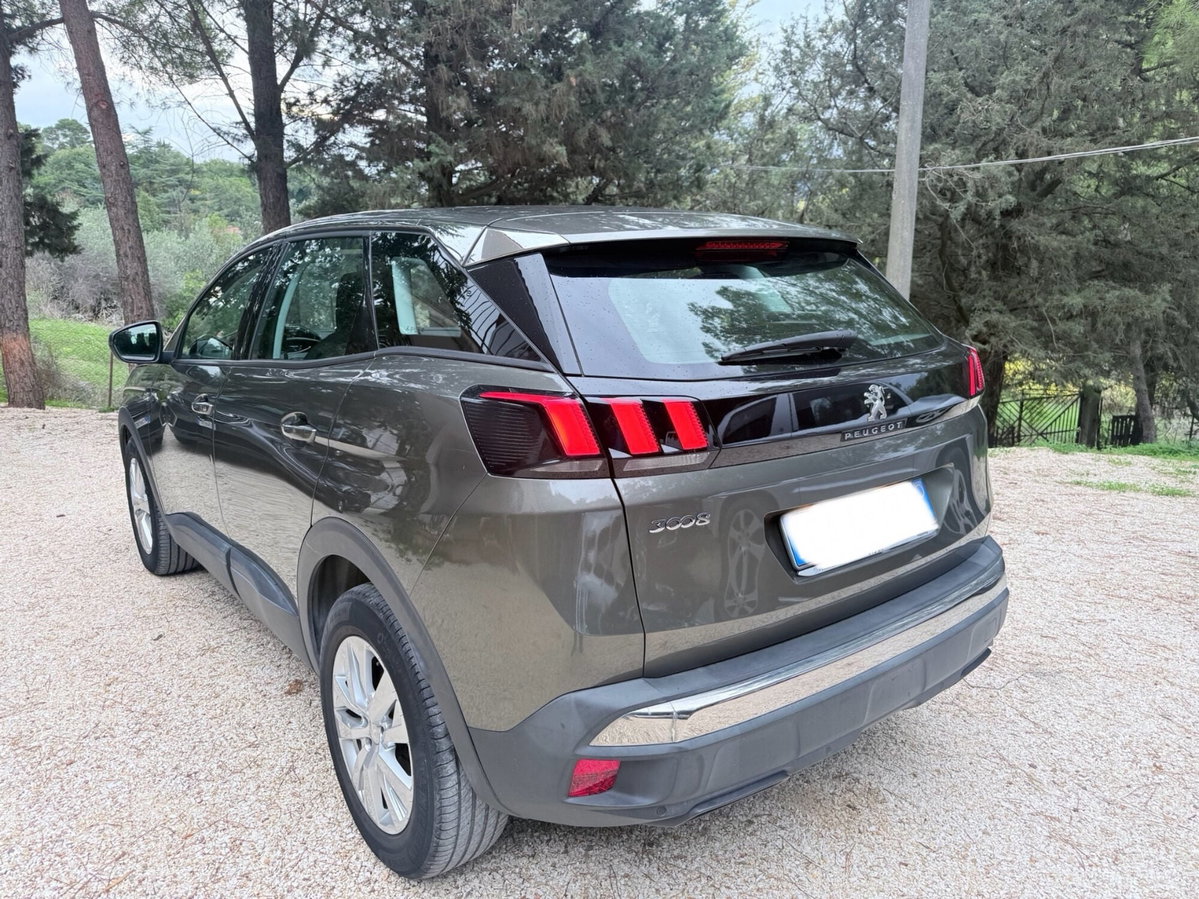 Peugeot 3008 BlueHDi 130 S&S Allure (15)
