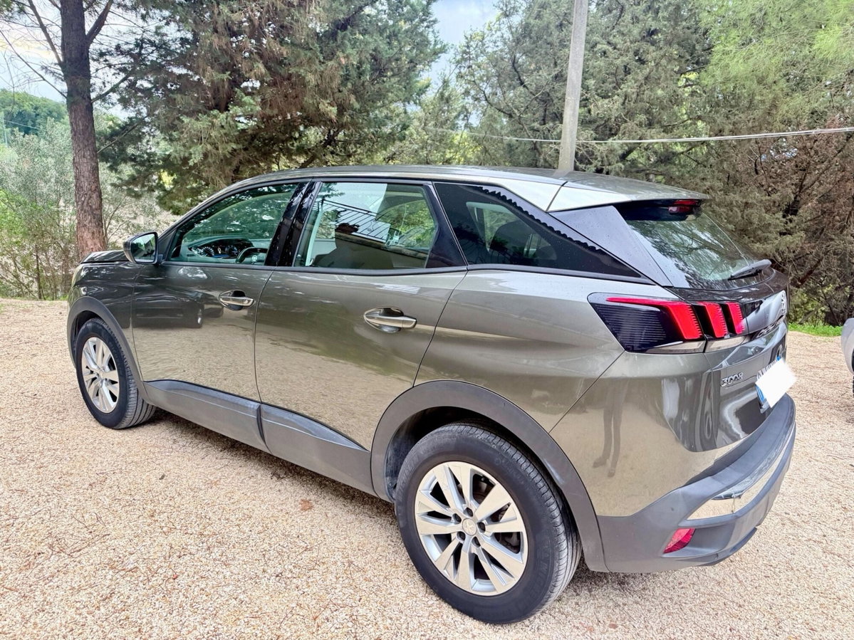 Peugeot 3008 BlueHDi 130 S&S Allure (16)