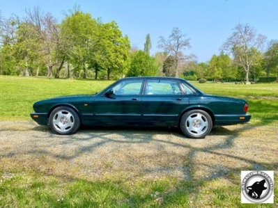 Jaguar XJR 4.0 cat (7)