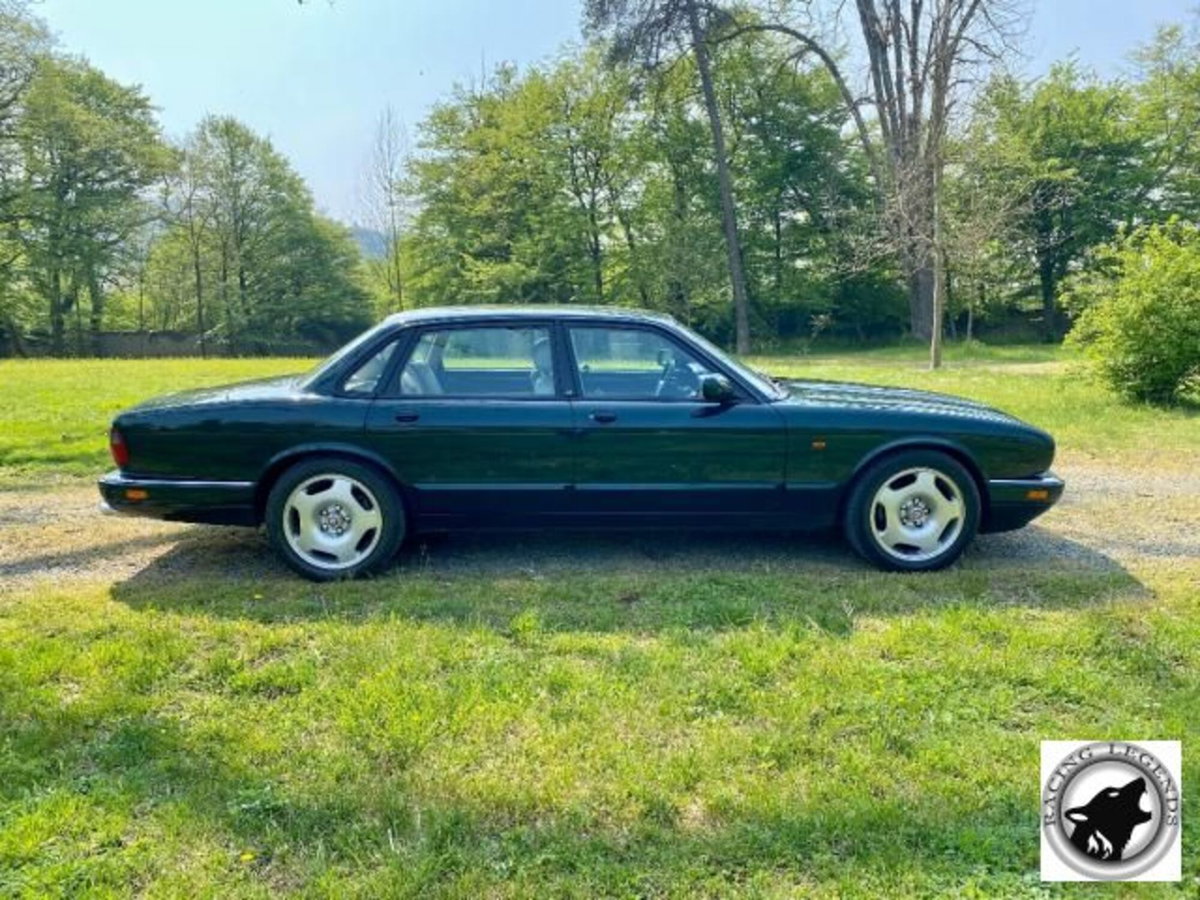 Jaguar XJR 4.0 cat (8)