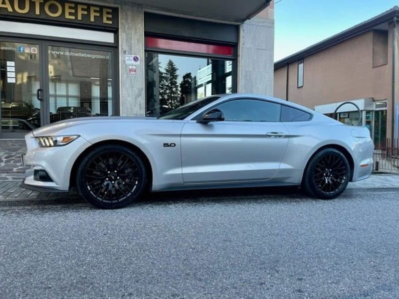 Ford Mustang Coupé Fastback 5.0 V8 TiVCT aut. GT