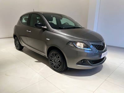 Lancia Ypsilon 1.0 FireFly 5 porte S&S Hybrid Ecochic Gold usata