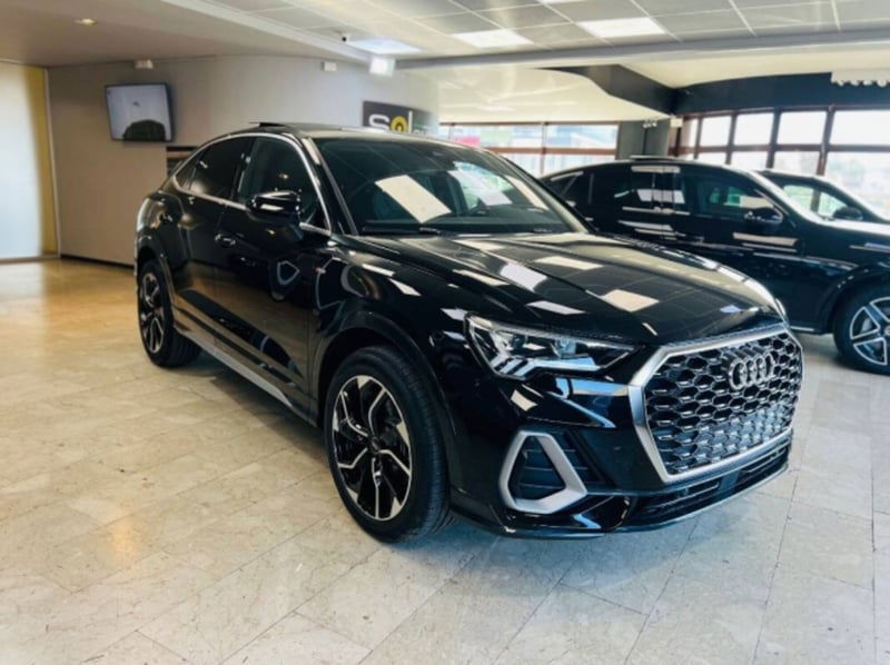 Audi Q3 Sportback Sportback 35 2.0 tdi s-tronic