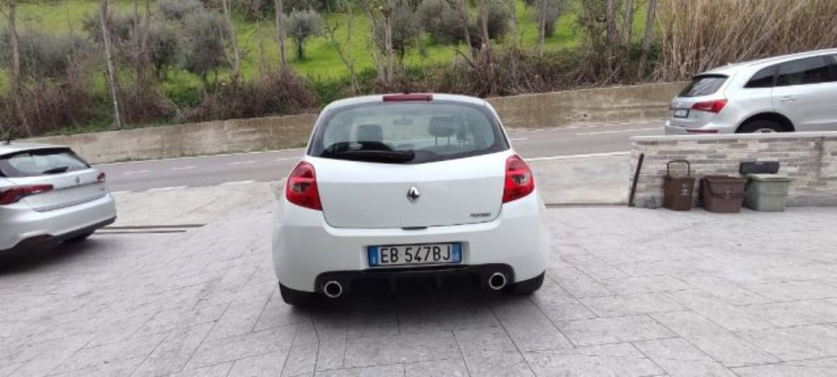 Renault Clio 2.0 16V 203CV 3 porte RS Light (11)