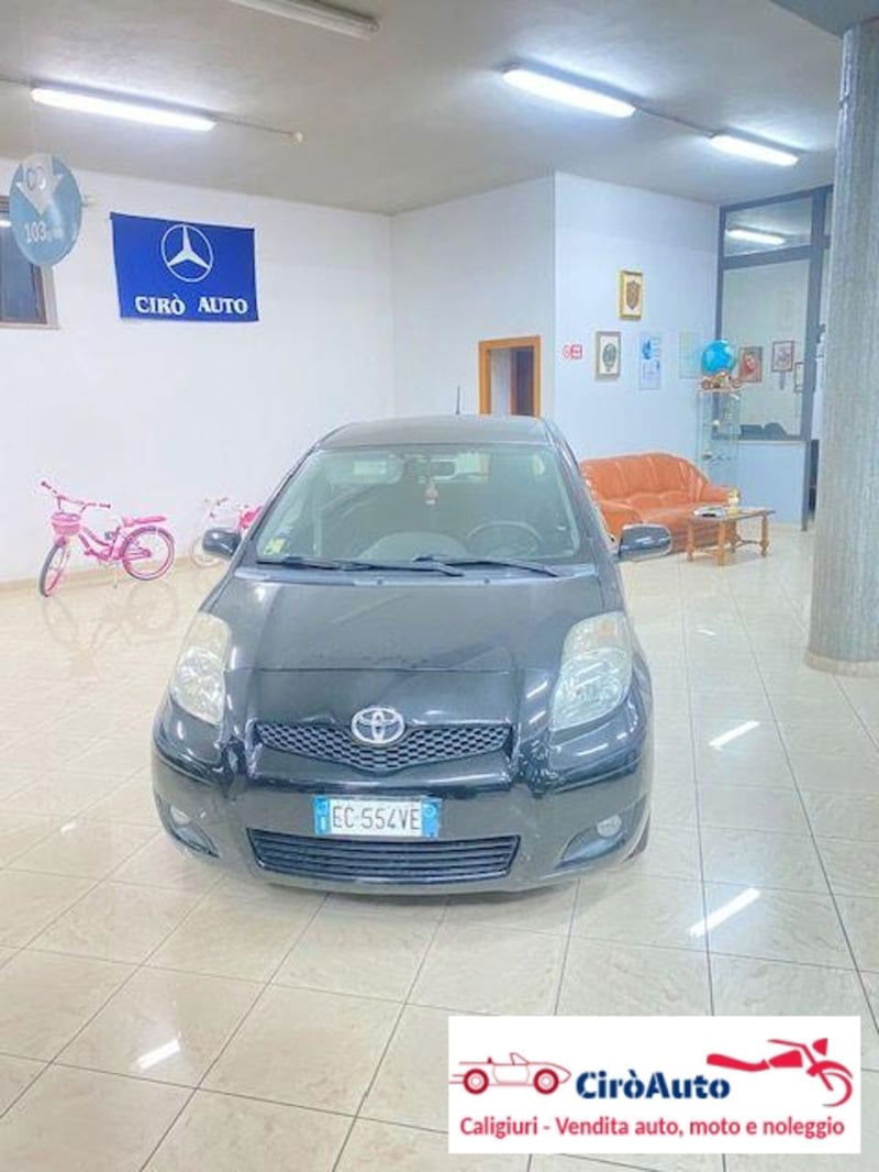 Toyota Yaris 16V cat 5 porte Luna