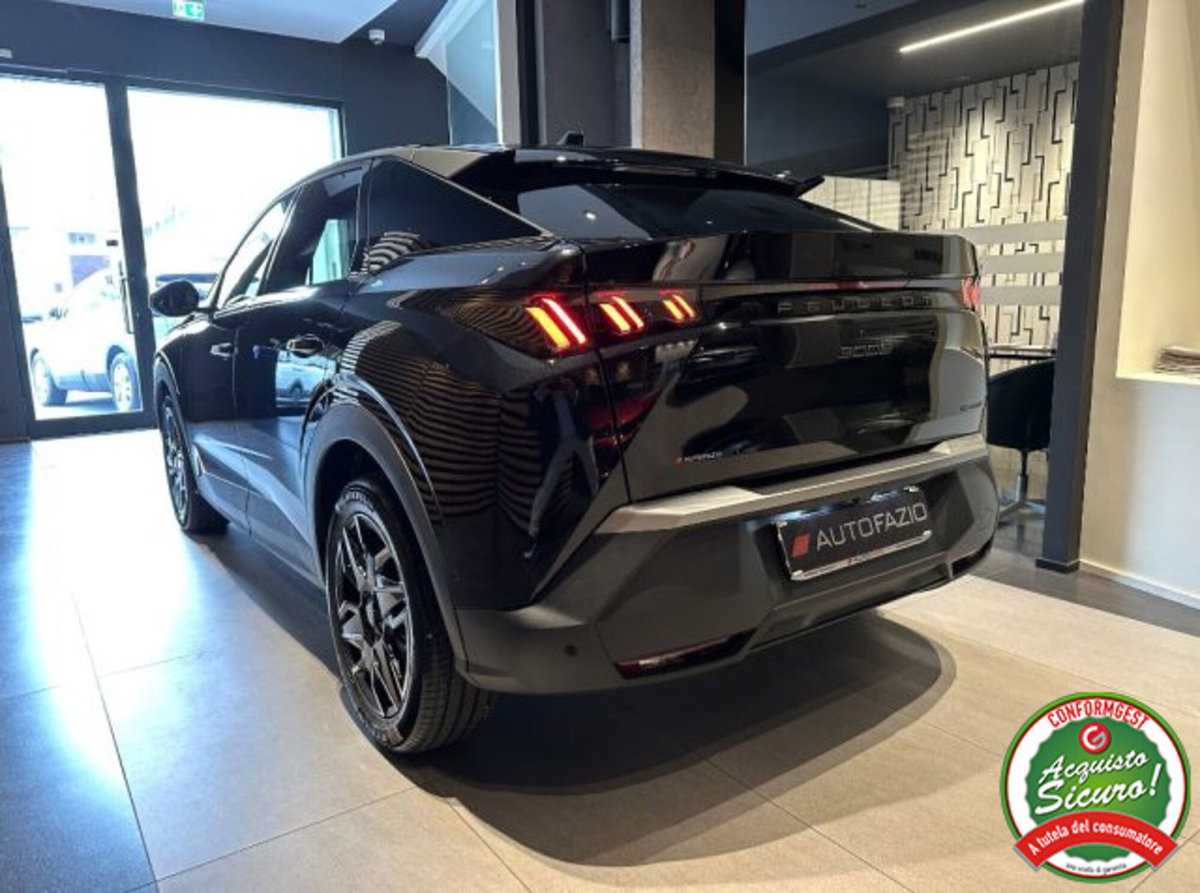 Peugeot 3008 1.2 hybrid Allure 145cv e-dcs6 (11)
