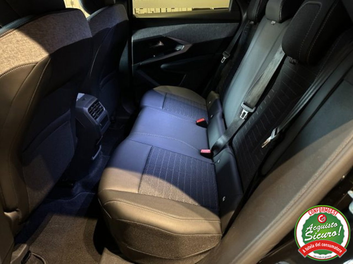 Peugeot 3008 1.2 hybrid Allure 145cv e-dcs6 (13)