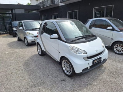 smart Fortwo 1000 52 kW MHD coupé passion (4)