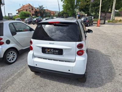 smart Fortwo 1000 52 kW MHD coupé passion (6)