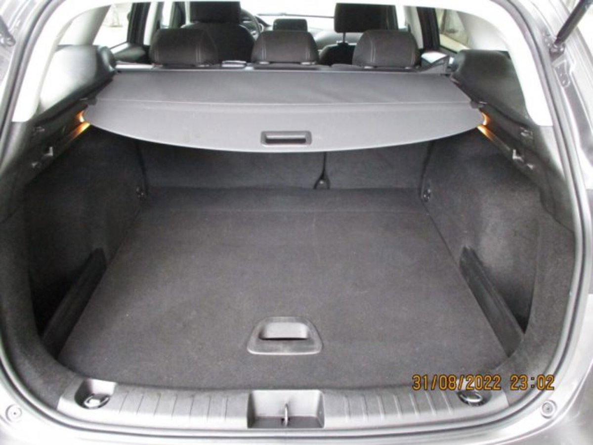 Fiat Tipo Station Wagon Tipo 1.6 Mjt S&S DCT SW Lounge (10)