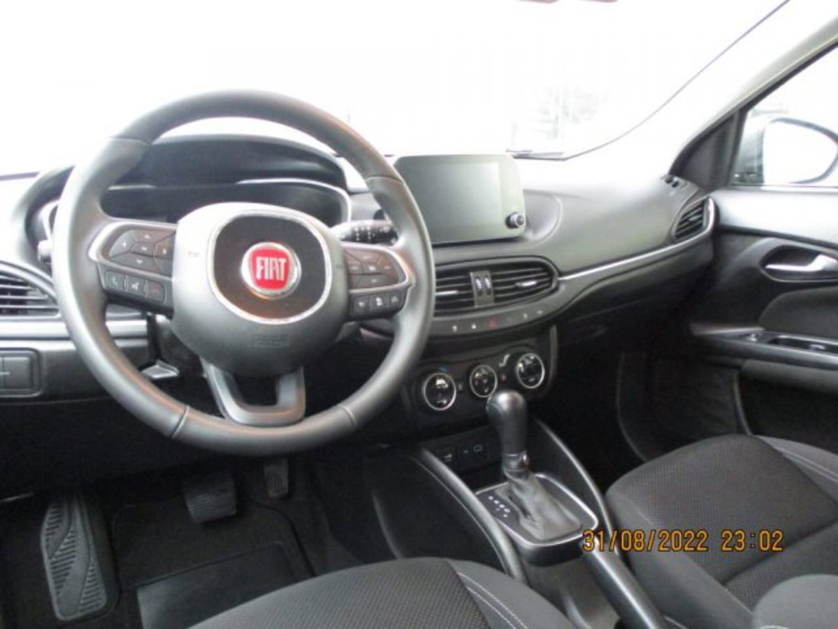 Fiat Tipo Station Wagon Tipo 1.6 Mjt S&S DCT SW Lounge (12)