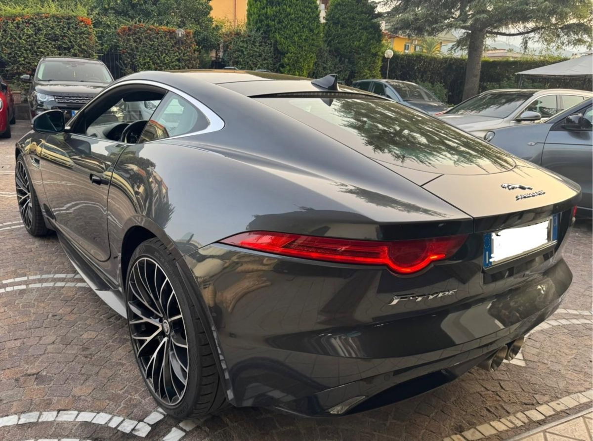 Jaguar F-Type Coupé 3.0 V6 aut. Coupé R-Dynamic (6)