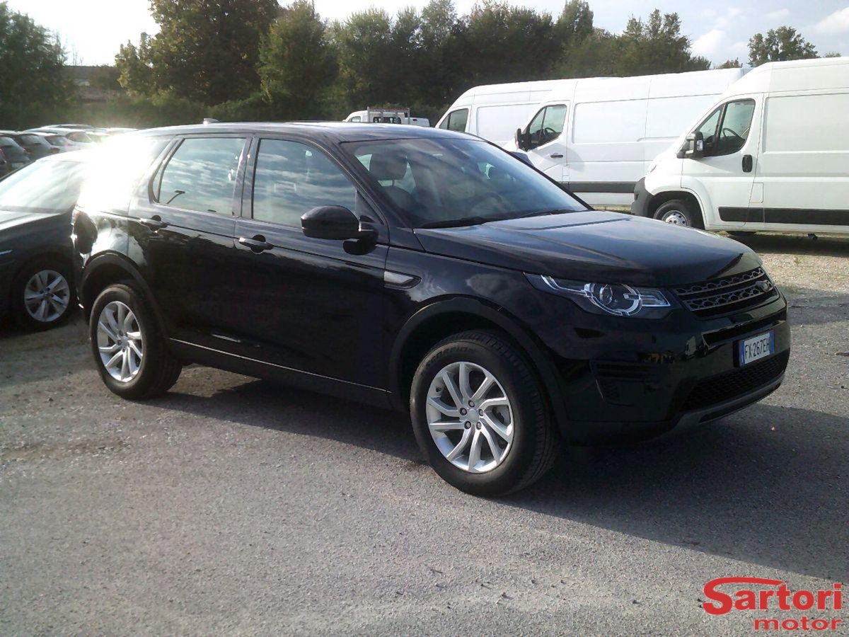 Land Rover Discovery Sport 2.0 TD4 180 CV SE (2)