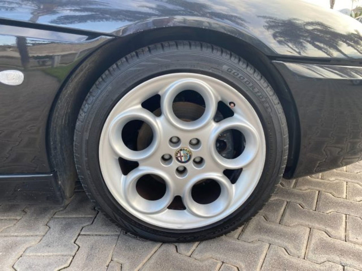 Alfa Romeo Spider 2.0i 16V Twin Spark cat L (12)