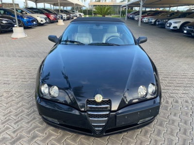 Alfa Romeo Spider 2.0i 16V Twin Spark cat L (20)