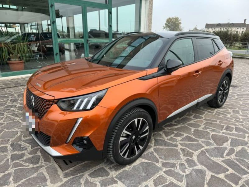 Peugeot 2008 motore elettrico 136 CV GT Pack