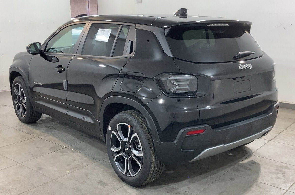Jeep Avenger 1.2 turbo Summit fwd 100cv (2)