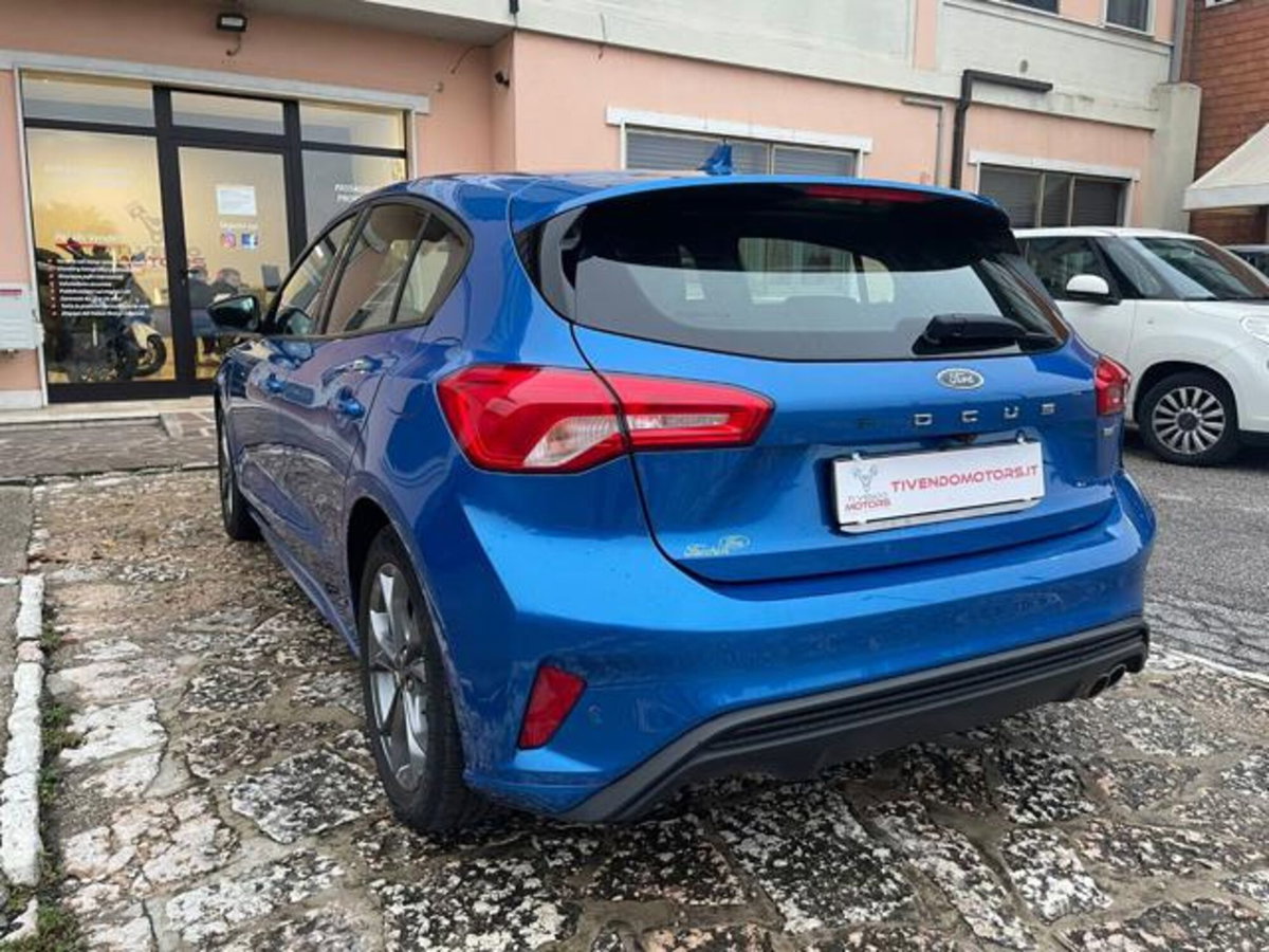 Ford Focus 1.0 EcoBoost Hybrid 125 CV Power. 5p. ST-Line Style (16)