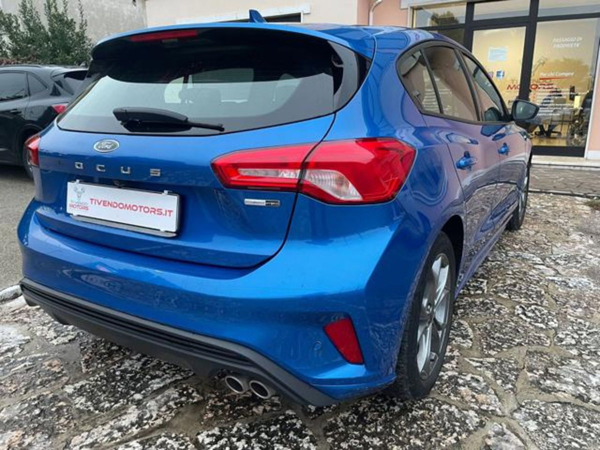Ford Focus 1.0 EcoBoost Hybrid 125 CV Power. 5p. ST-Line Style (17)