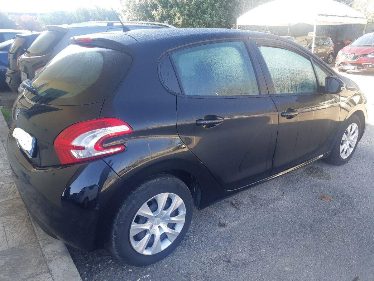 Peugeot 208 HDi 68 CV 5 porte Active (3)