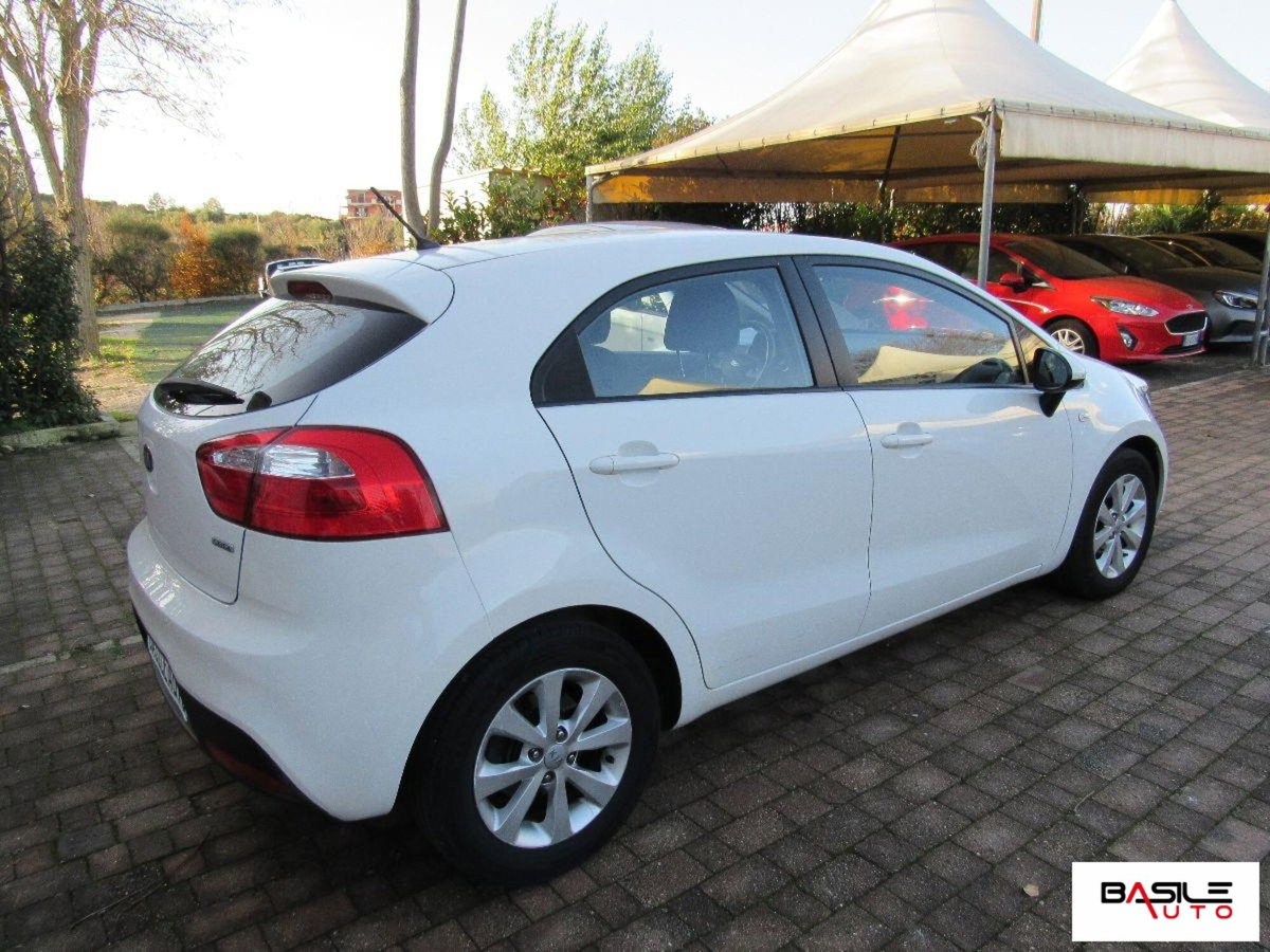 Kia Rio 1.1 CRDi 5p. Active (5)