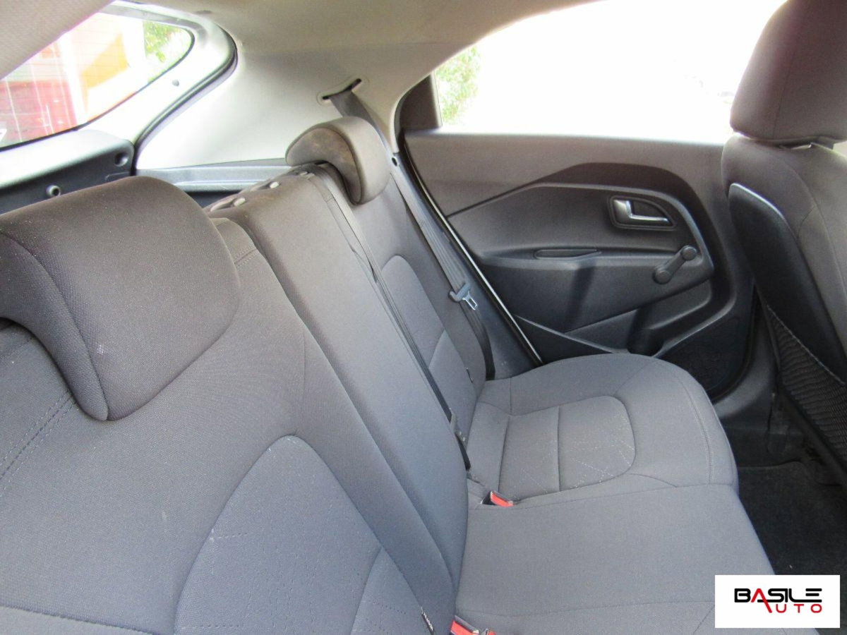 Kia Rio 1.1 CRDi 5p. Active (9)