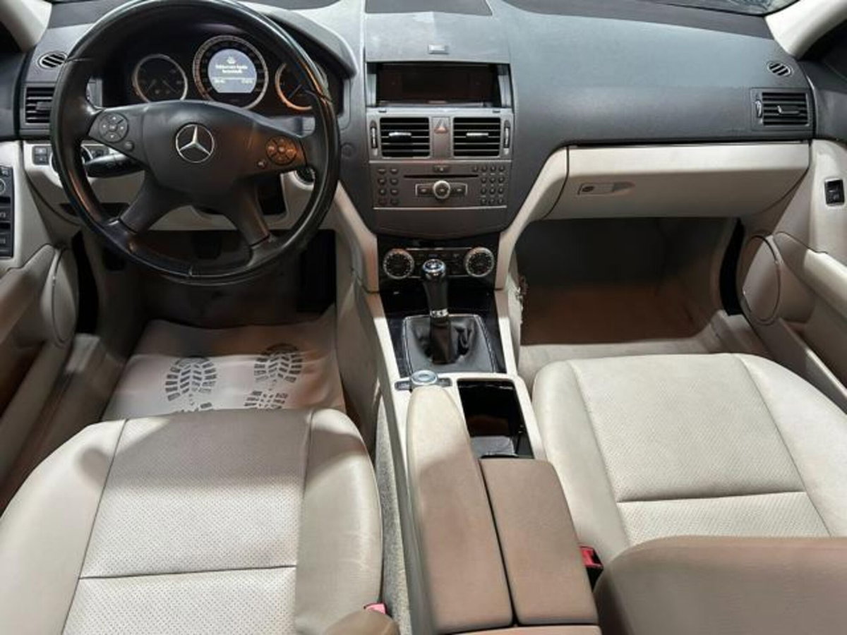Mercedes-Benz Classe C 220 CDI BlueEFFICIENCY Executive (10)