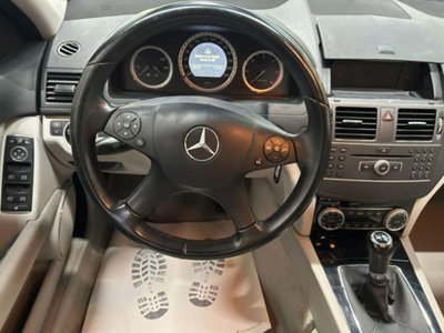 Mercedes-Benz Classe C 220 CDI BlueEFFICIENCY Executive (12)