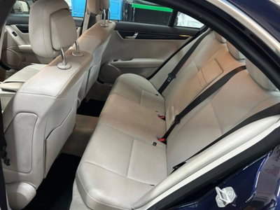 Mercedes-Benz Classe C 220 CDI BlueEFFICIENCY Executive (18)
